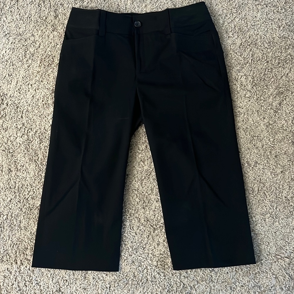 Banana Republic cropped black pants.
